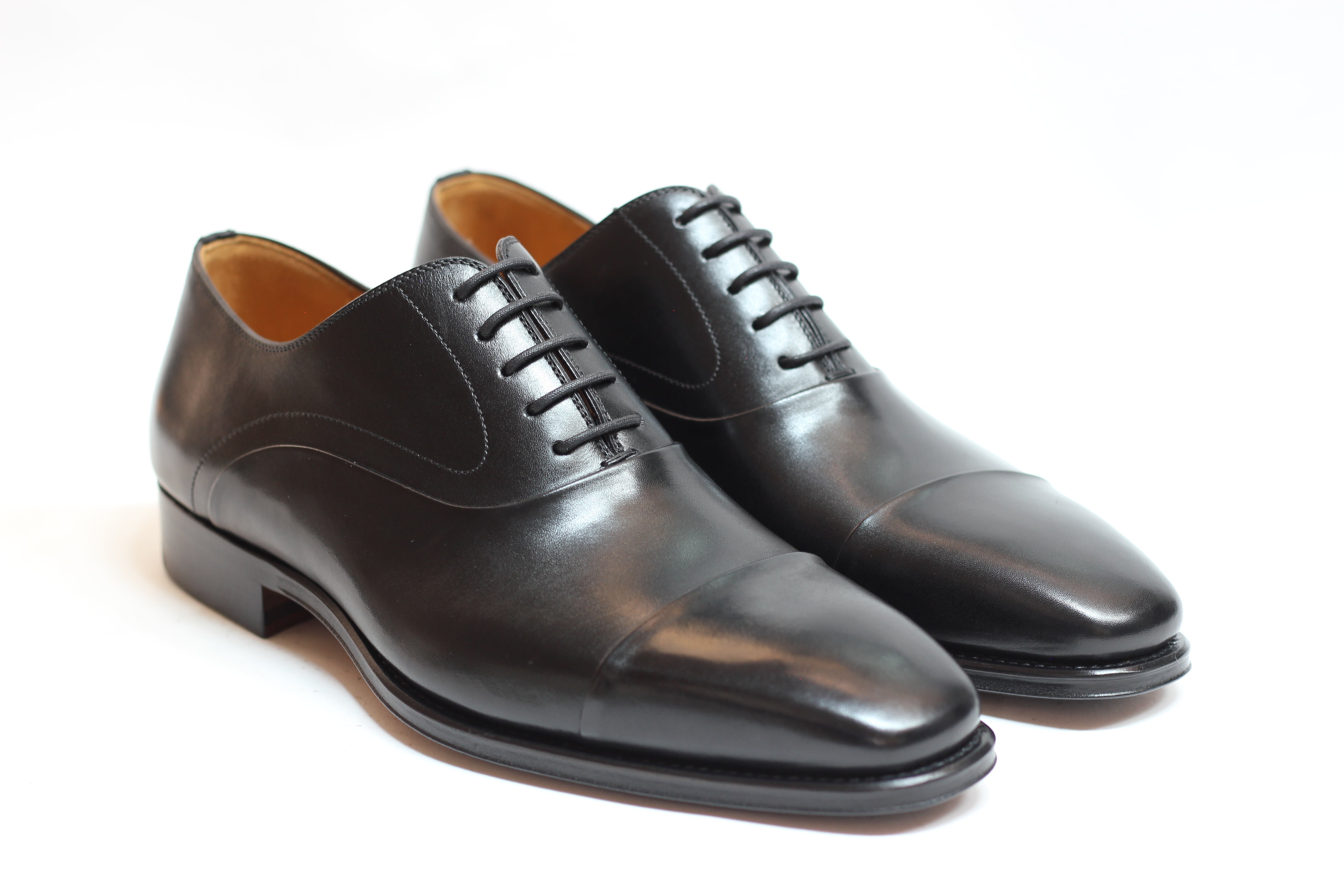 Saffron cap store toe oxford